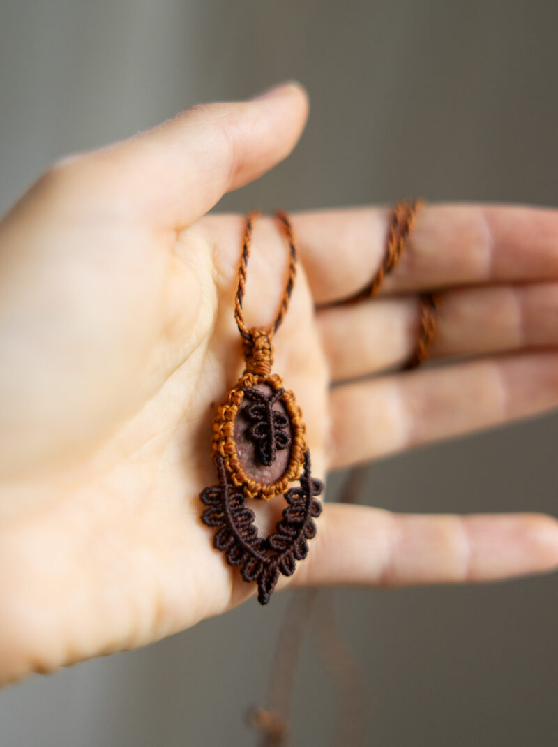 Náhrdelník Lístek se španělským oblázkem