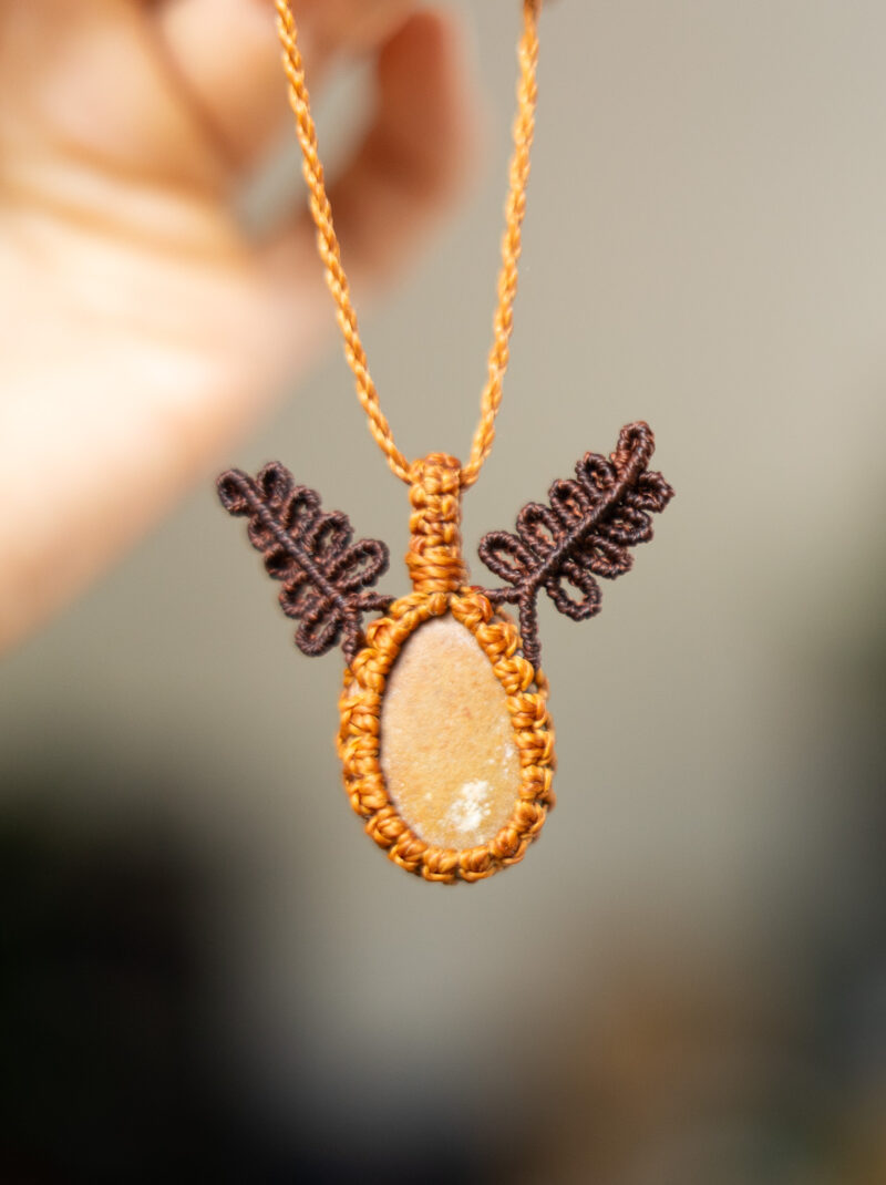 Náhrdelník Lístečky se španělským oblázkem